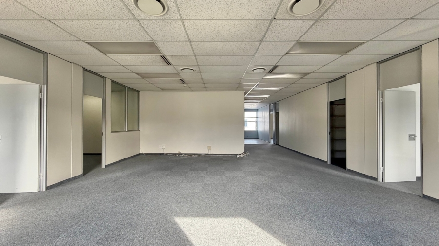 To Let Commercial Property for Rent in Somerset West Western Cape